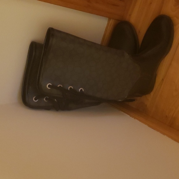 Coach monogram gray black tie rain boots sizs 38 US 7.5. - Picture 4 of 4